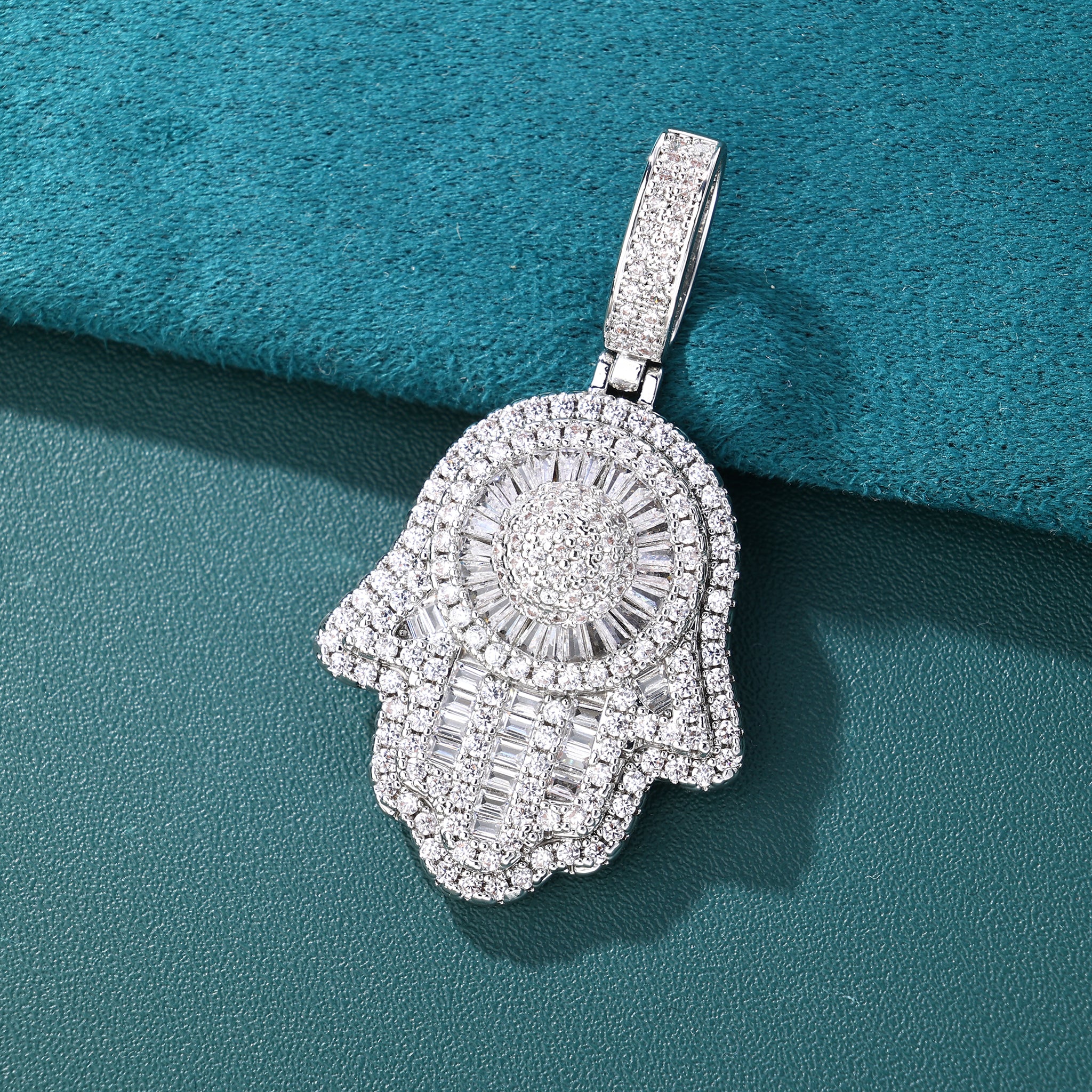 Hamsa Shine Pendant ハムサのペンダントトップ（EMPIRE HOLLYWOOD）